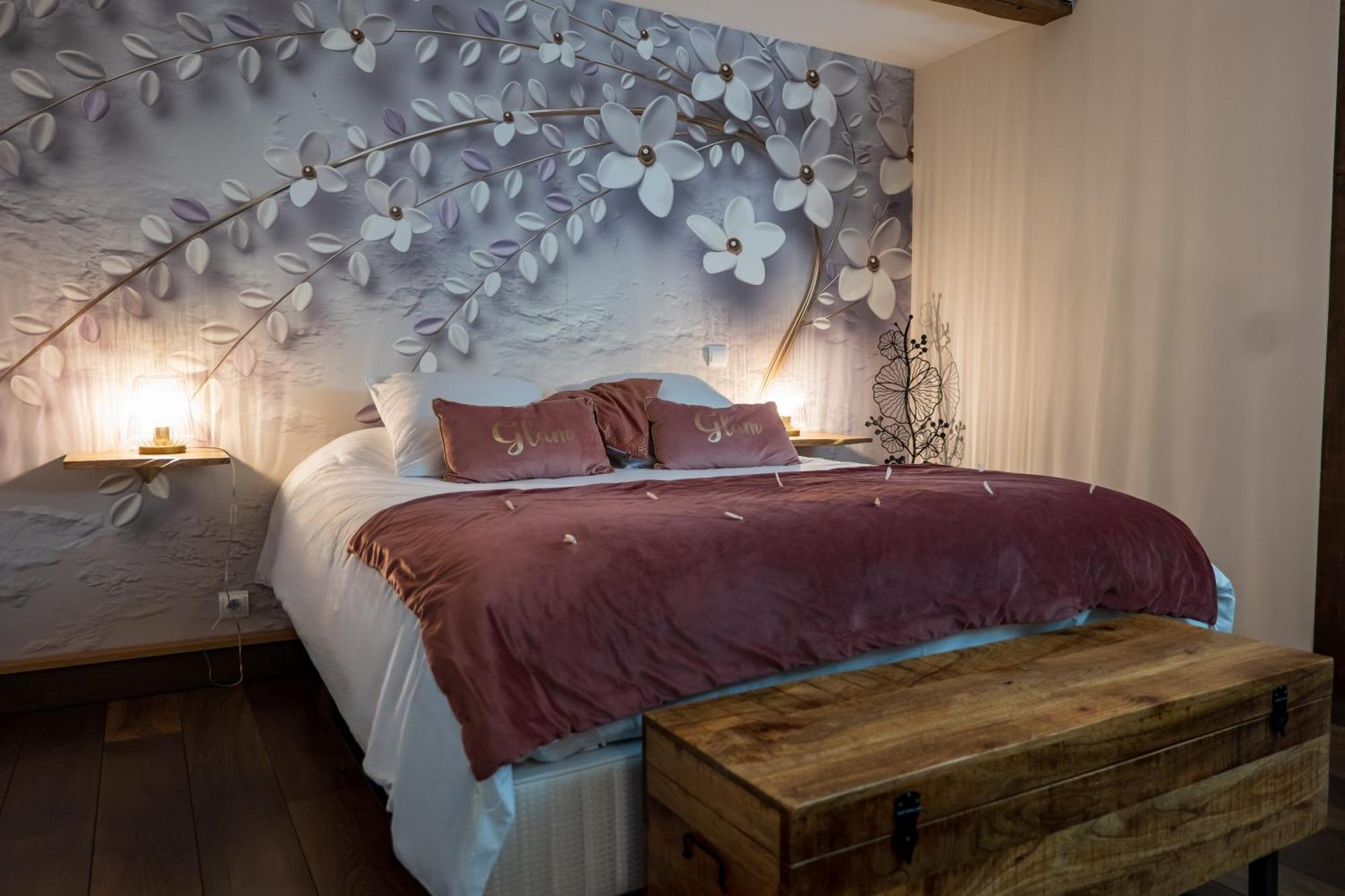 La Enchantee Bed & Breakfast
